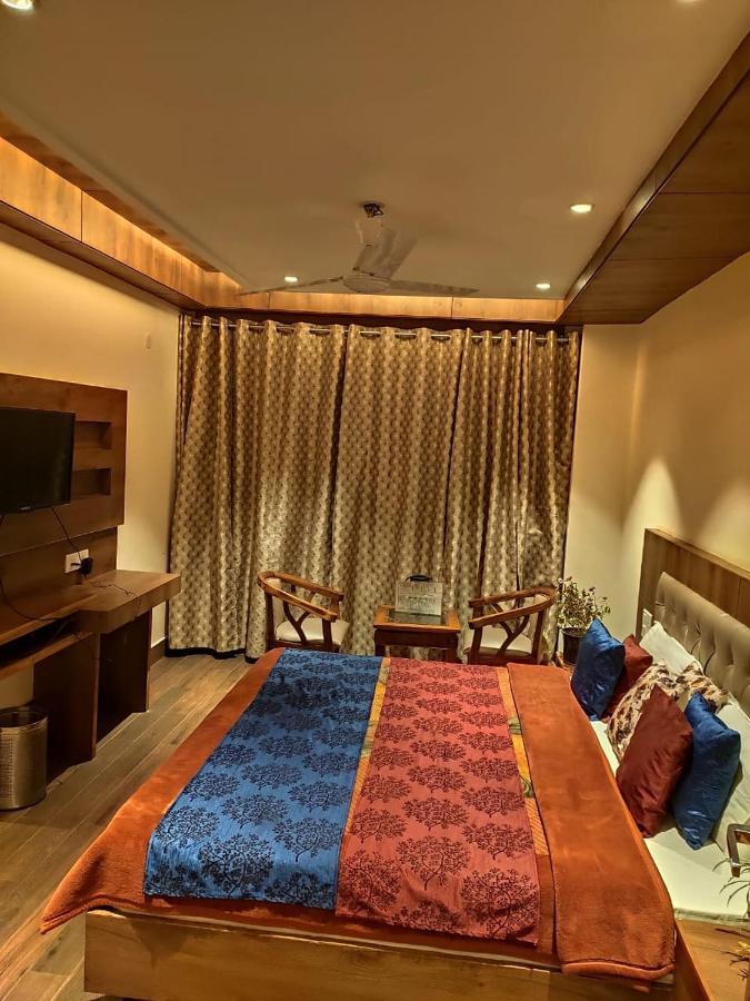 Apple Blossom Hotel Manali  Exterior photo