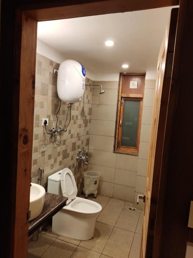 Apple Blossom Hotel Manali  Exterior photo