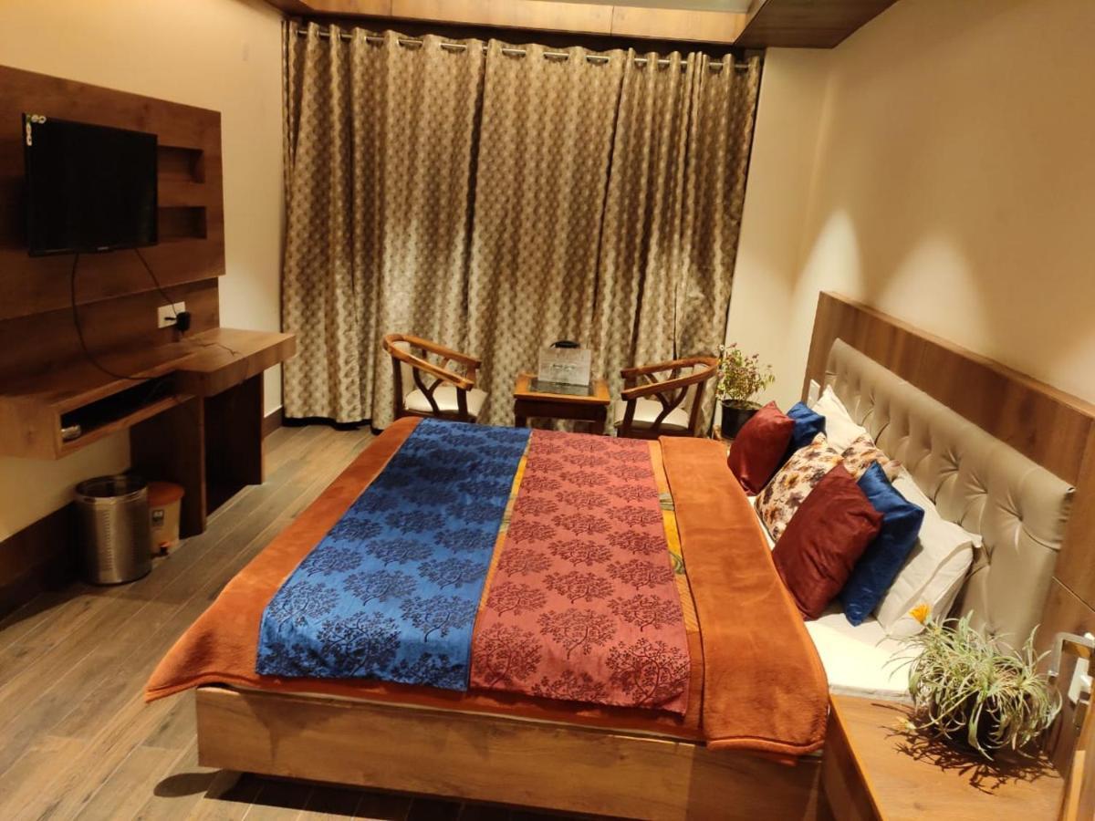 Apple Blossom Hotel Manali  Exterior photo